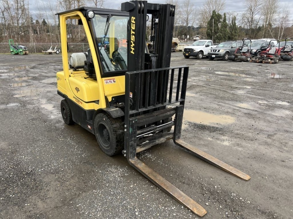 2017 Hyster H70FT Forklift | J. Stout Auction