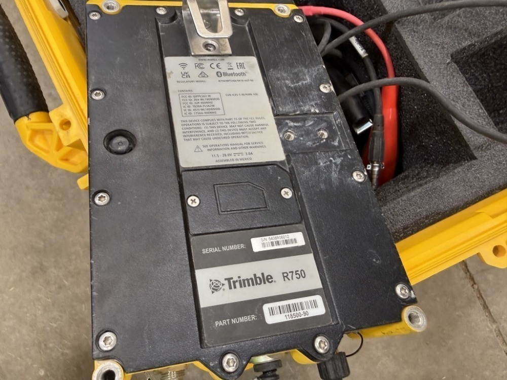 Trimble R750 Modular System & Antenna | J. Stout Auction