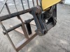 Caterpillar TH460B Telescopic Forklift - 10