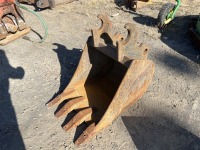 18" Dig Bucket
