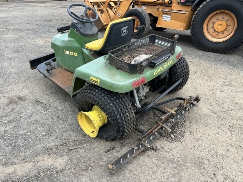 Jonh Deere 1200 Bunker & Field Rake | J. Stout Auction