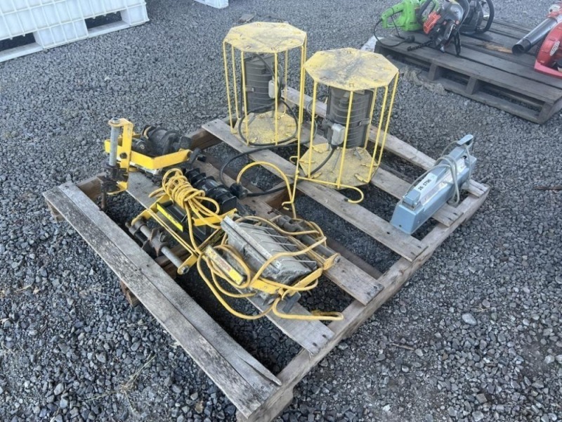 Tew Impulse Sealer & Construction Lights