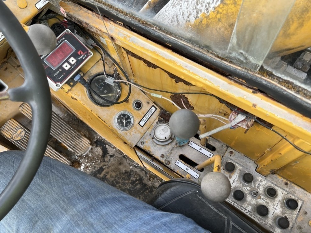 1970 Grove RT60S 4x4 Rough Terrain Crane | J. Stout Auction