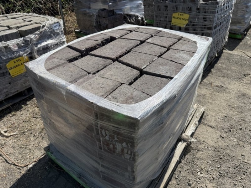Stack Stone 8" Rustic Cap Blocks