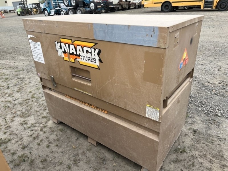 Knaack Stationary Jobsite Box