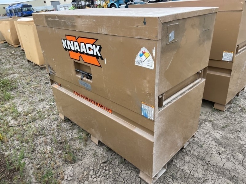 Knaack Stationary Jobsite Box