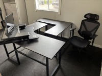 L-Shaped Desks & Desktop Riser