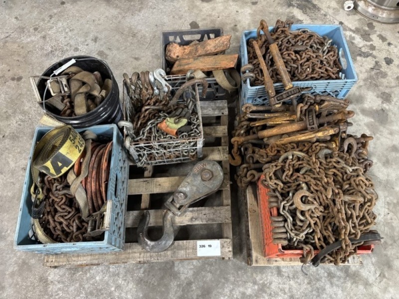 Chains, Binders & Hose Reel