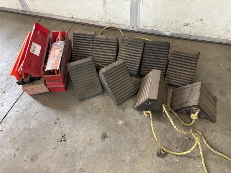 Wheel Chocks & Reflectors