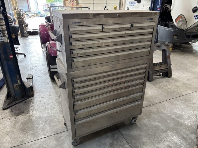 Steeltek Tool Cabinet w/Hand Tools
