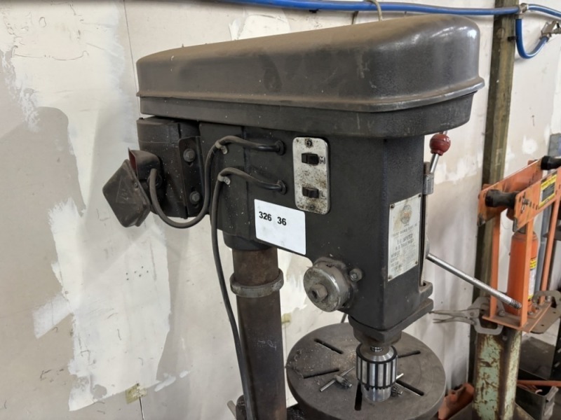 TWS 1716 16 Speed 5/8" Drill Press
