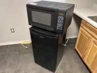 Microwave & Mini Refrigerator