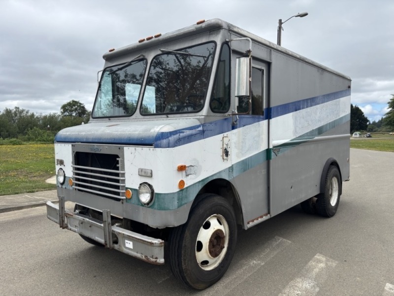 1986 Ford LN700 Grumman Olson Step Van