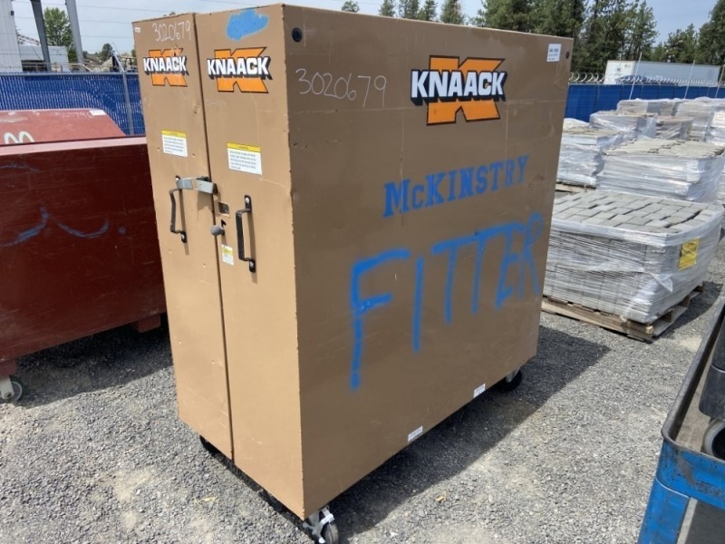 Knaack Portable Jobsite Cabinet Box