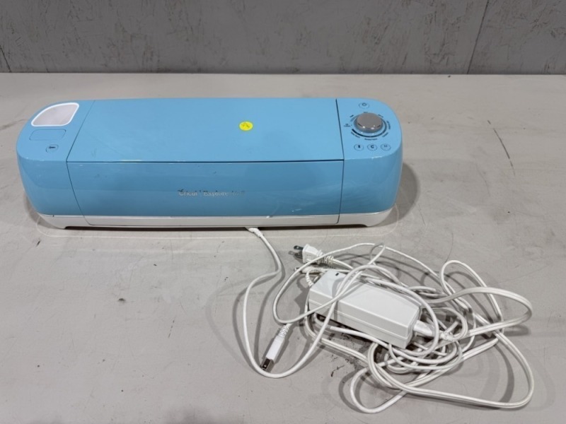 Cricut Explore Air 2 DIY Cutting Machine