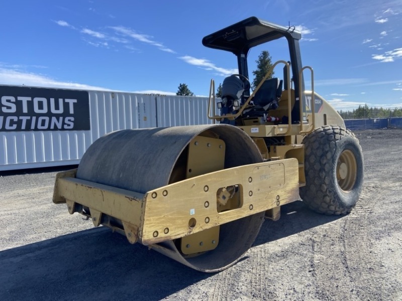 2008 Caterpillar CS54 Vibratory Roller