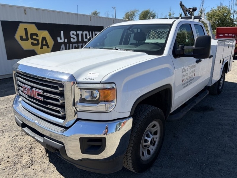 2015 GMC Sierra Crew Cab 4X4 Service Truck