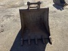 32" Dig Bucket - 7