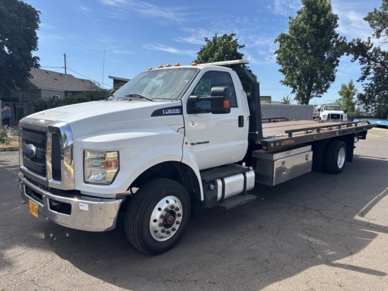 2016 Ford F650 SD Rollback Truck