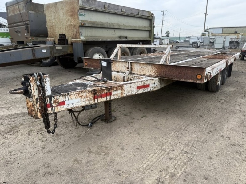 1990 TD20T 20' T/A Equipment Trailer