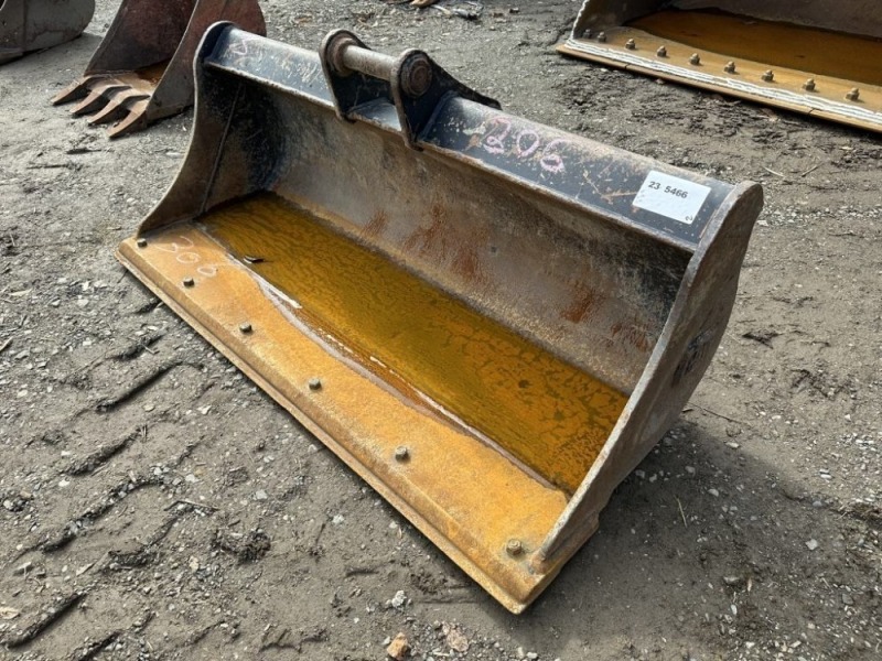 Caterpillar 60" Muck Bucket