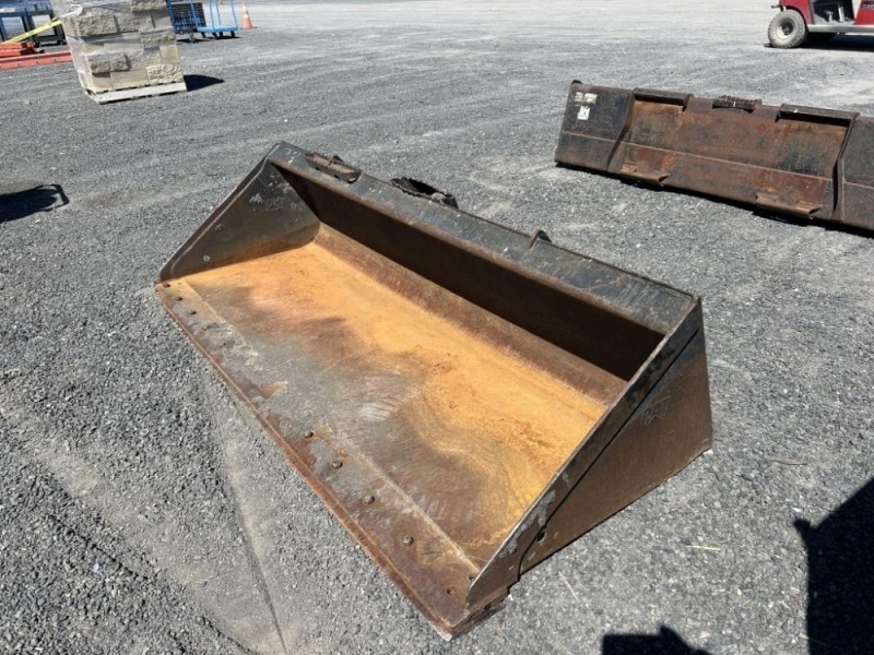 Cat 84" Skidsteer Bucket