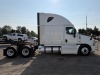 2016 Freightliner Cascadia T/A Sleeper Truck - 3