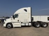 2016 Freightliner Cascadia T/A Sleeper Truck - 7