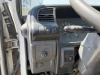 2001 GMC W3500 Box Truck - 32