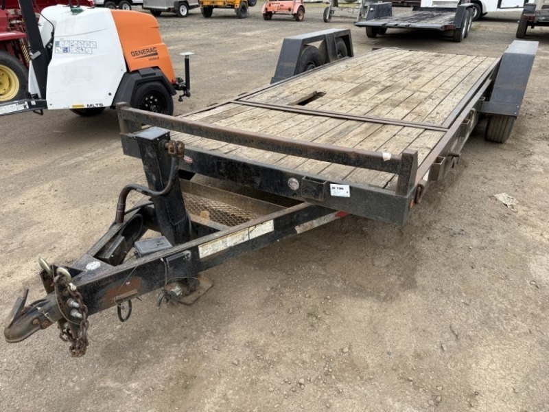 2013 Fabform 16' T/A Equipment Trailer