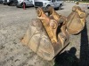 Cat 36" Dig Bucket w/Cutting Edge - 3