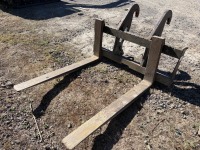 Caterpillar 5' Fork Attachment