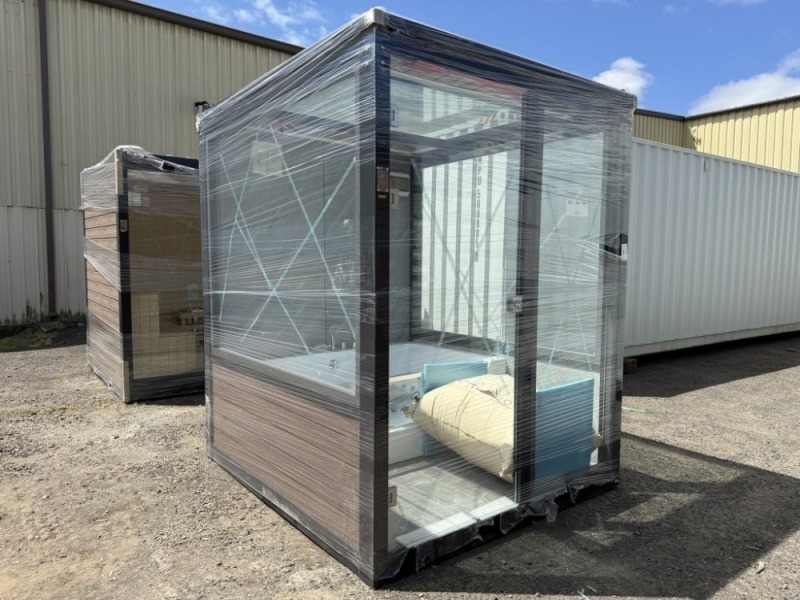 2026 Equippro 7' Outdoor Bathtub Room