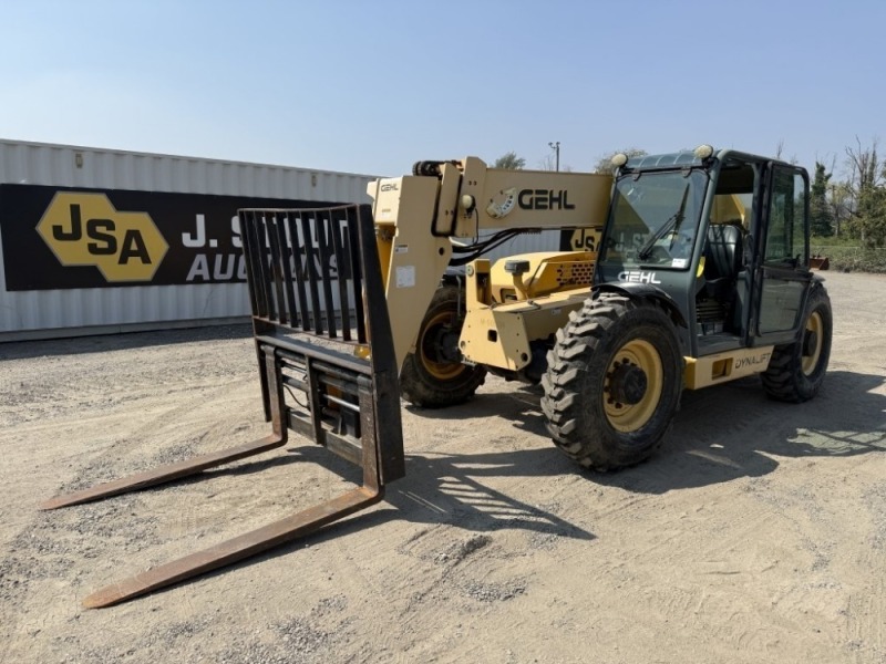 2010 Gehl DL11-44 Telescopic Forklift