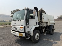 2001 Johnston 605 Suction Sweeper Truck
