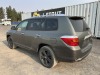 2010 Toyota Highlander Limited 4WD SUV - 3