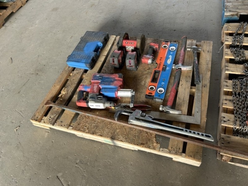 Milwaukee Cordless Tools & Hand Tools