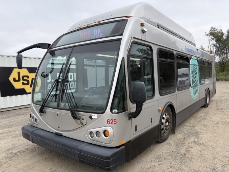 2014 Eldorado EZ-Rider II Shuttle Bus