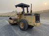 2001 Caterpillar CS433C Vibratory Roller - 3