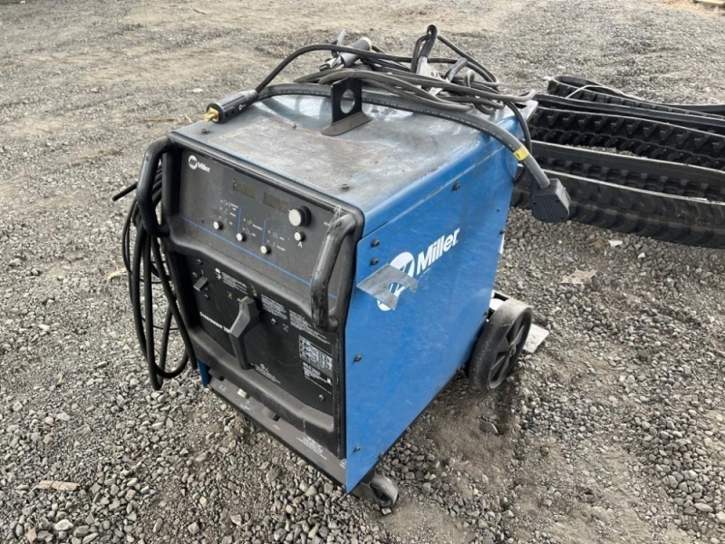 Miller Syncrowave 200 Welder