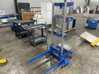 Genie Hand Winch Material Lift