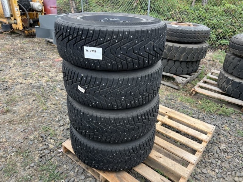 255/65R17 Studded Tires w/Wheels, Qty. 4