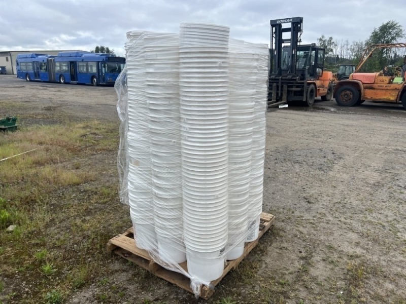 Food Grade Buckets w/Lids