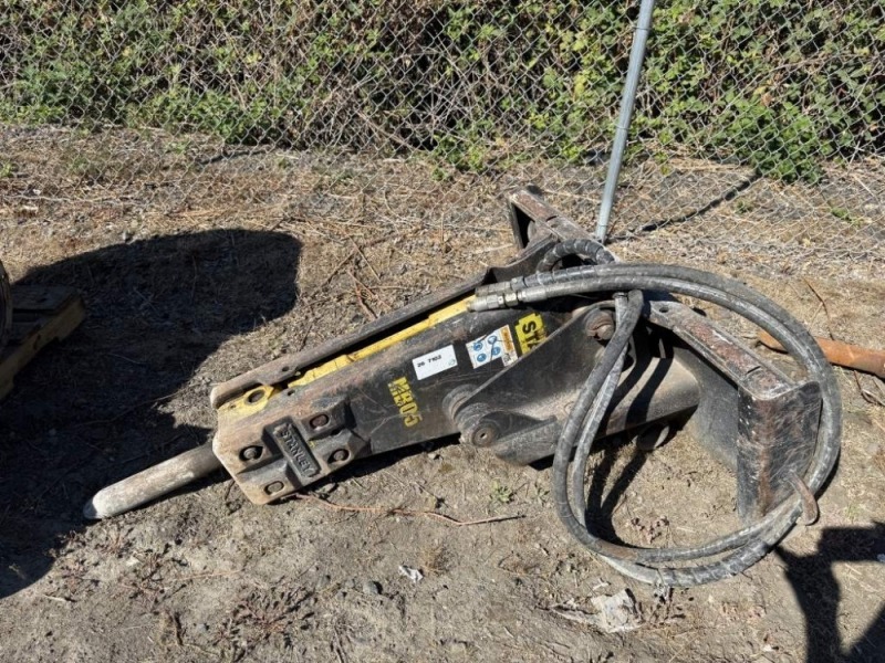 Stanley MB05 Hydraulic Breaker