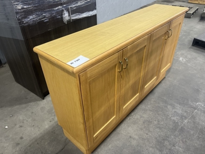 4 Door Cabinet