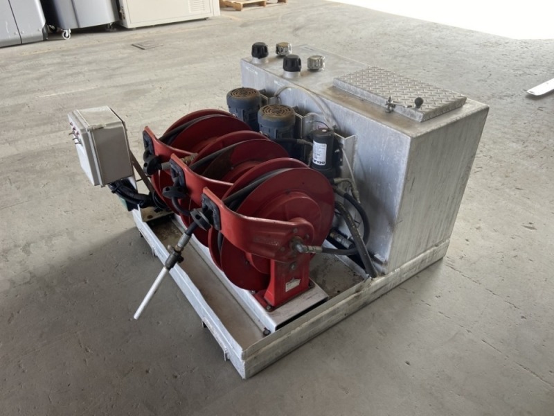 Skid Mounted Fluid/Fuel Transfer Tank