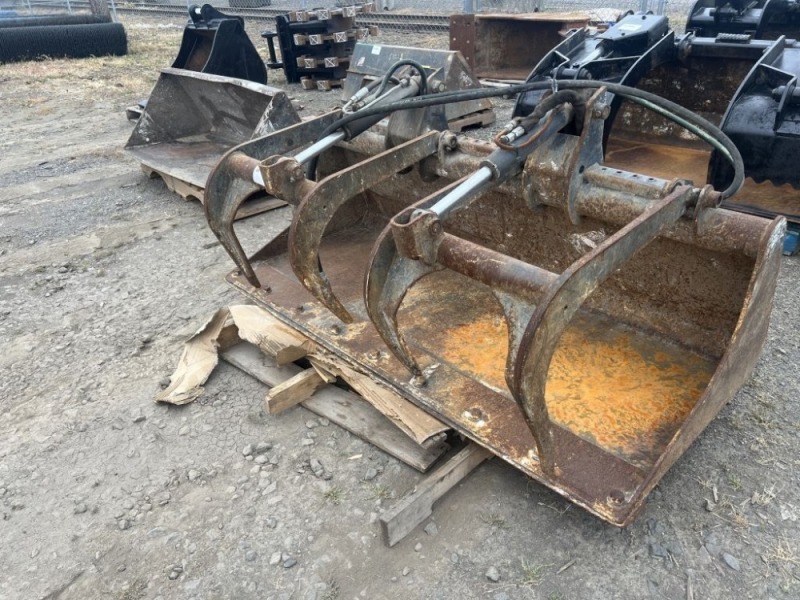 66" Bobcat Grapple Bucket