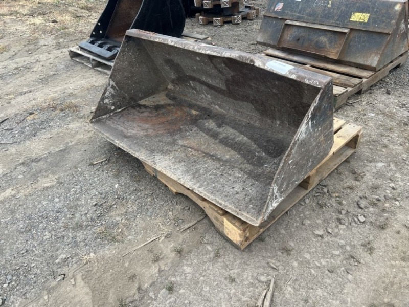 Dingo GP Bucket