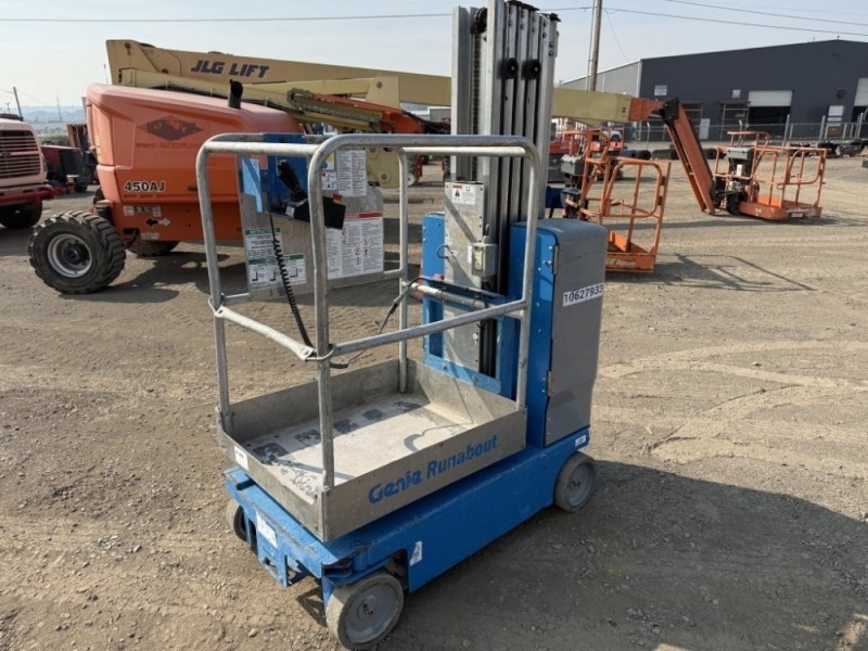 2017 Genie GR-20 Vertical Mast Lift