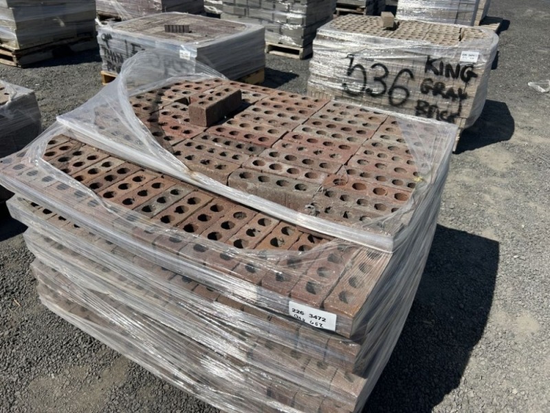 King Red Grooved Cored Brick, Qty. 384